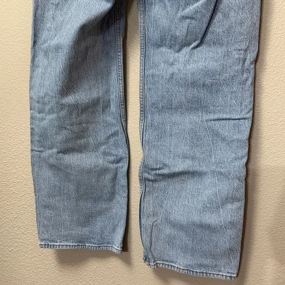 Abercrombie & Fitch High Rise 90s Relaxed Curve Love Jean - Picture 13 of 14